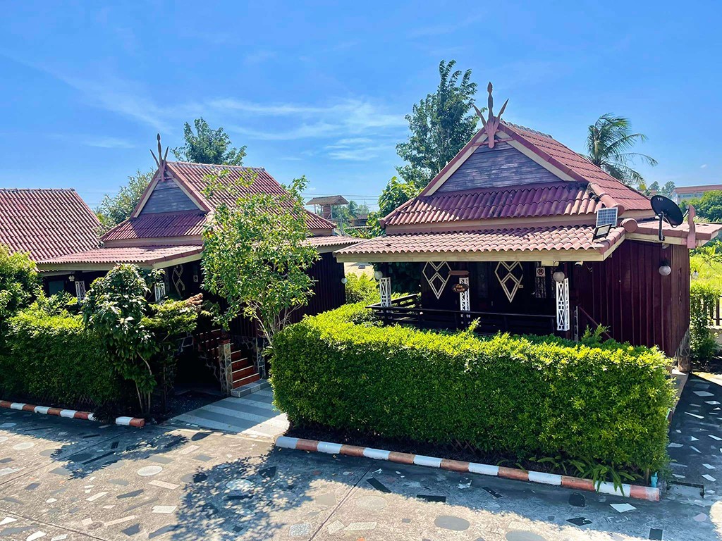 บ้านไม้ รีสอร์ท เกาะโพธิ์