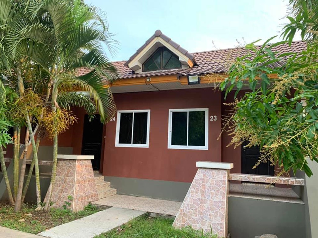 บัวใหญ่ รีสอร์ท