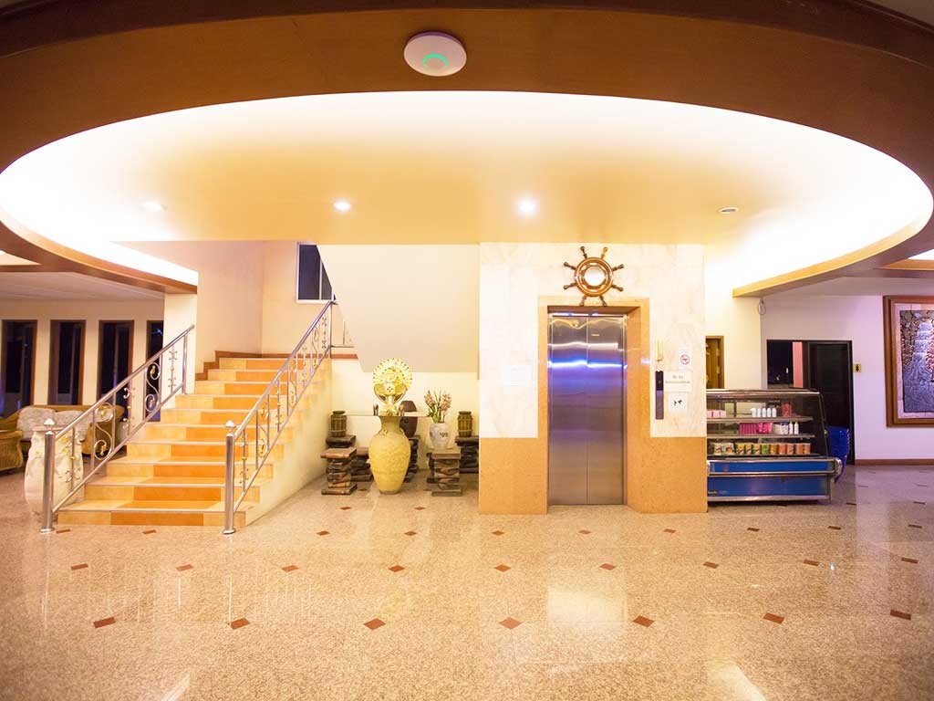 นาวินแมนชั่น พัทยา