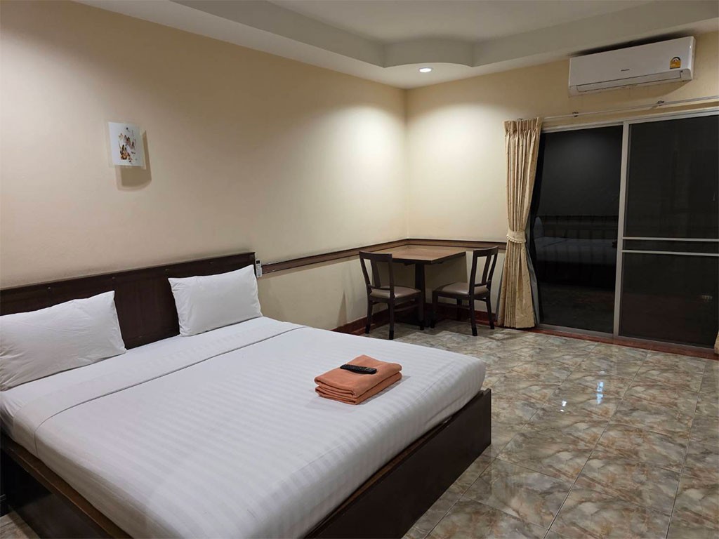 นาวินแมนชั่น พัทยา