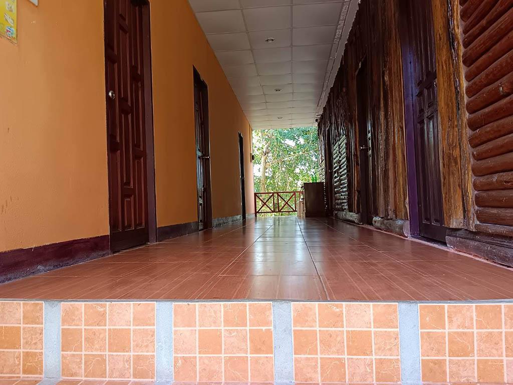 ภูดอยแค้มป์ไซท์ แอนด์ รีสอร์ท