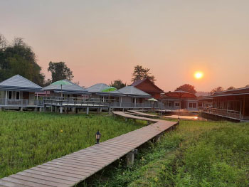 จีรัง คันทรีไซด์ รีสอร์ท