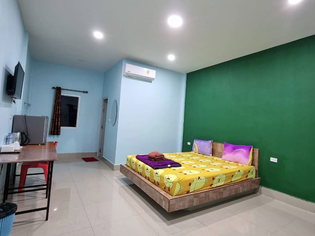 ลิตเติ้ลแกรนด์ ประจวบ ขาล่อง