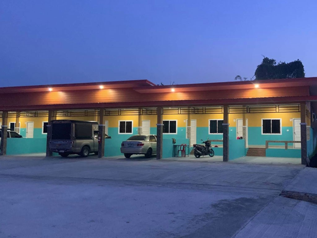 ลิตเติ้ลแกรนด์ ประจวบ ขาล่อง