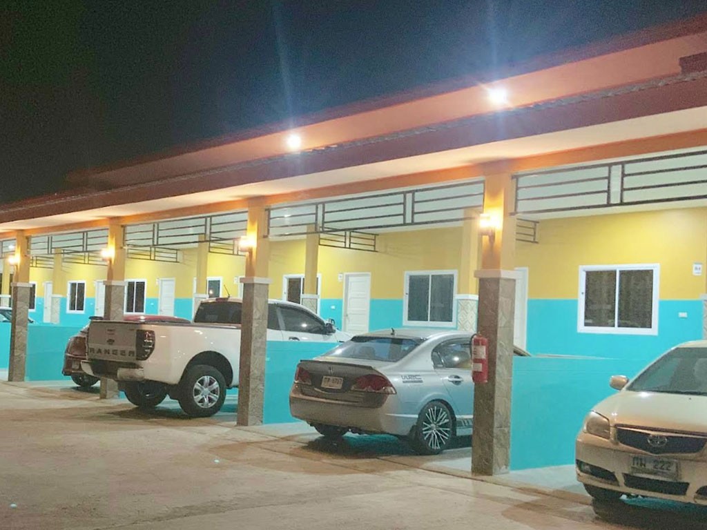 ลิตเติ้ลแกรนด์ ประจวบ ขาล่อง