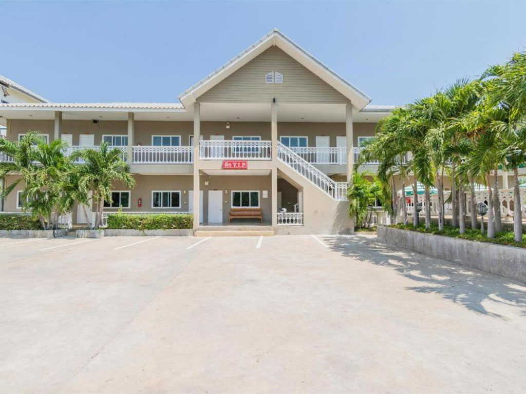 บลูฮอไรซัน โฮเทล