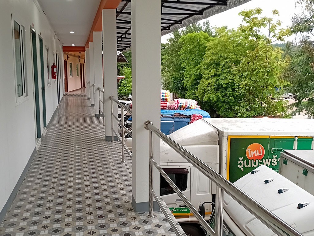 โชติภัทร รีสอร์ท