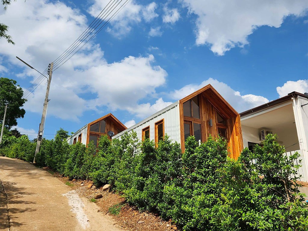 บ้านสวนเจริญรัตน์