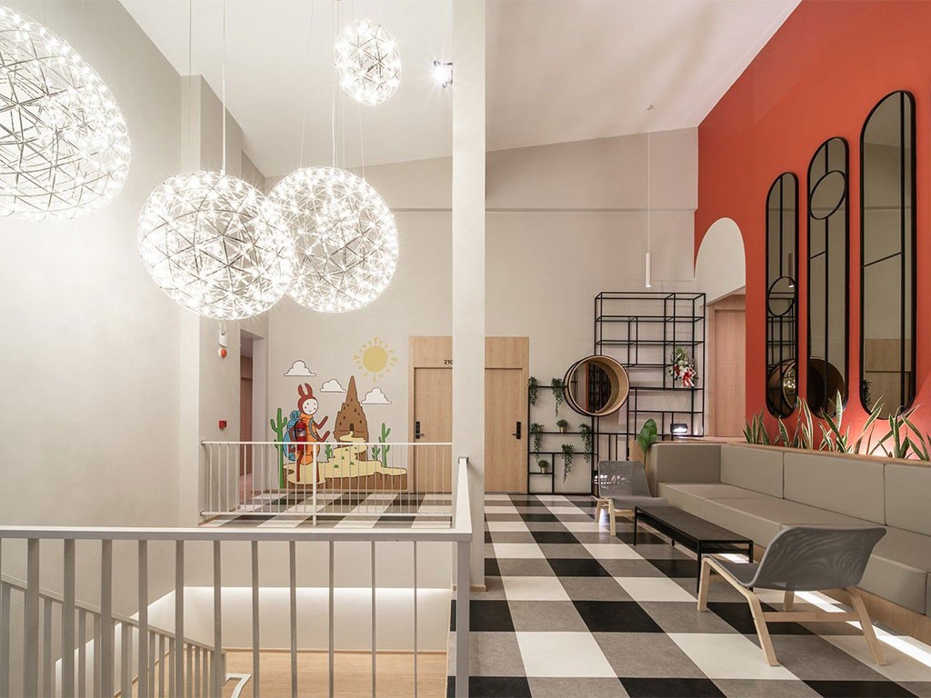 แพลทินั่ม ปลวกแดง