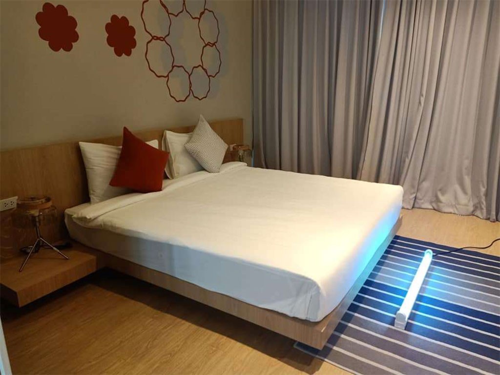 แพลทินั่ม ปลวกแดง