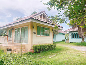 บ้านเพลินอดีต