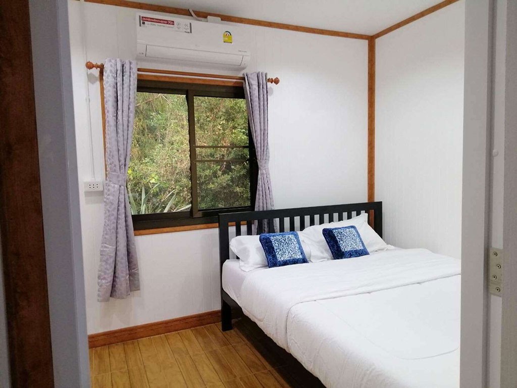 ปันสุข โฮมสเตย์ ทุ่งพิชัย