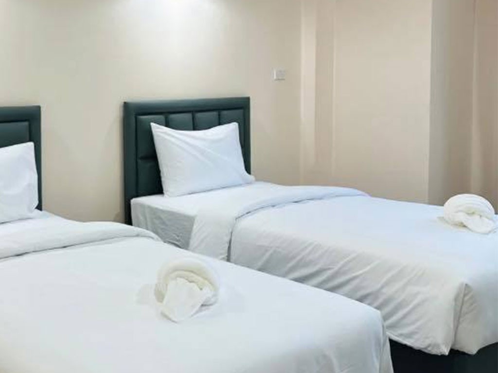 ลาโมน่า นครปฐม