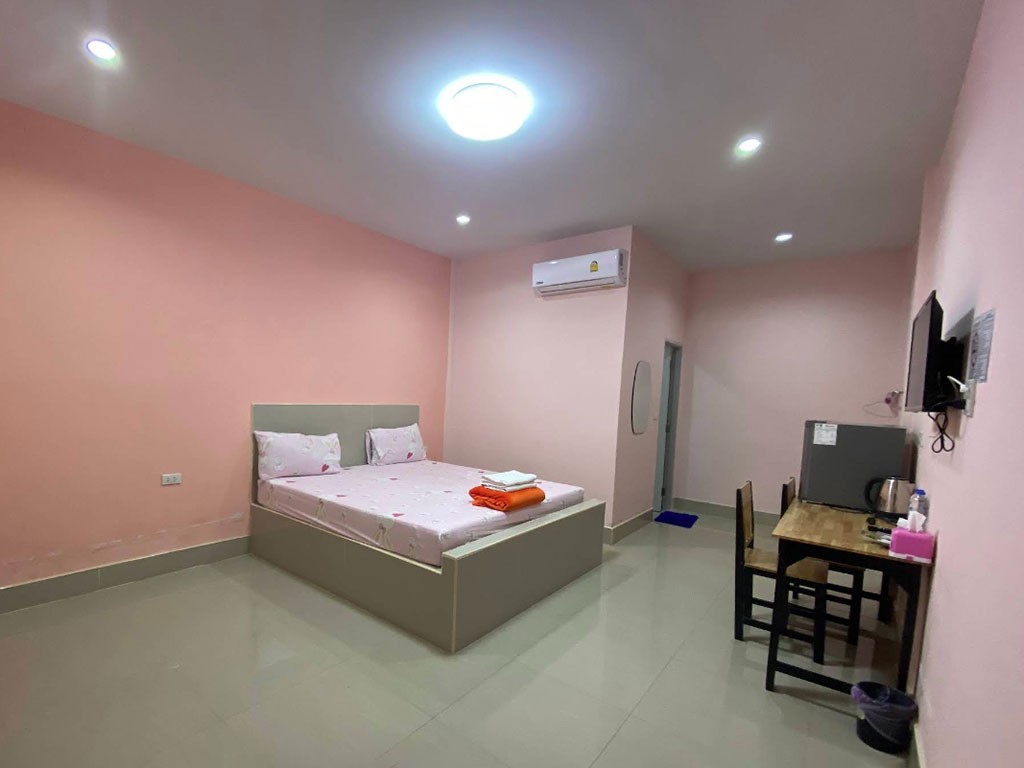 ลิตเติ้ลแกรนด์ ประจวบ ขาขึ้น