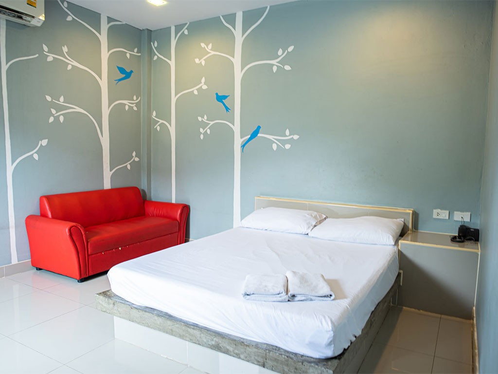 แฮปปี้ รีสอร์ท อ่อนนุช