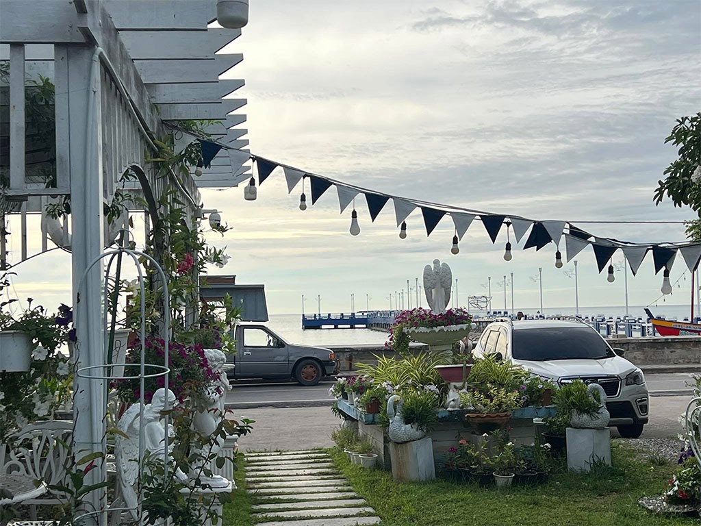 ฟ้าทะลายโจร รีสอร์ท