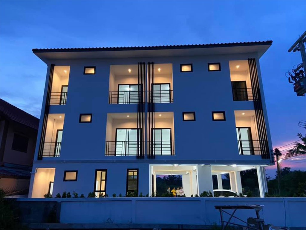 อิคคิว หอพัก อ่างทอง