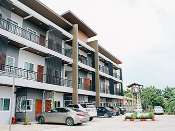 มูนอินนเพลส