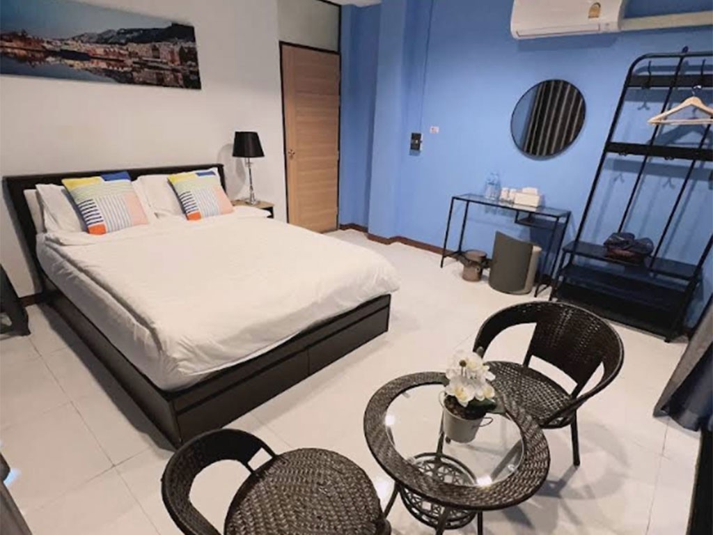 น๊อคเฮาส์