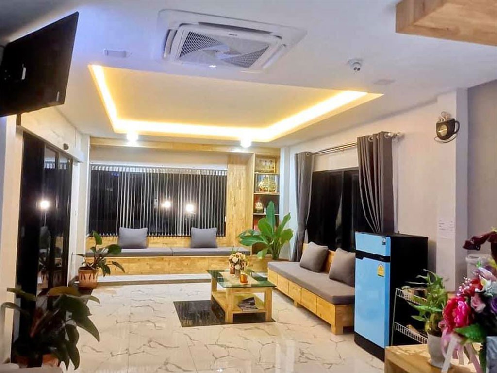 แอท อุบล โฮเทล