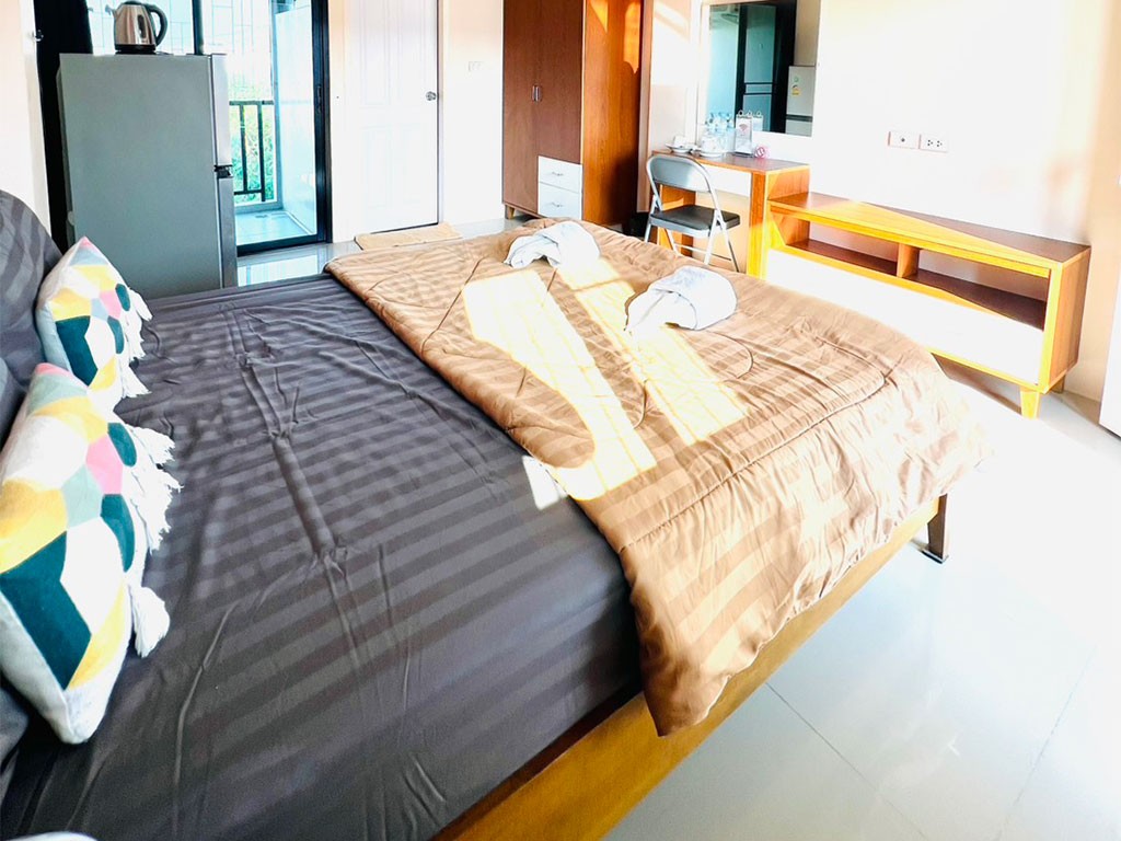 แอท สมุทรสาคร มหาชัย