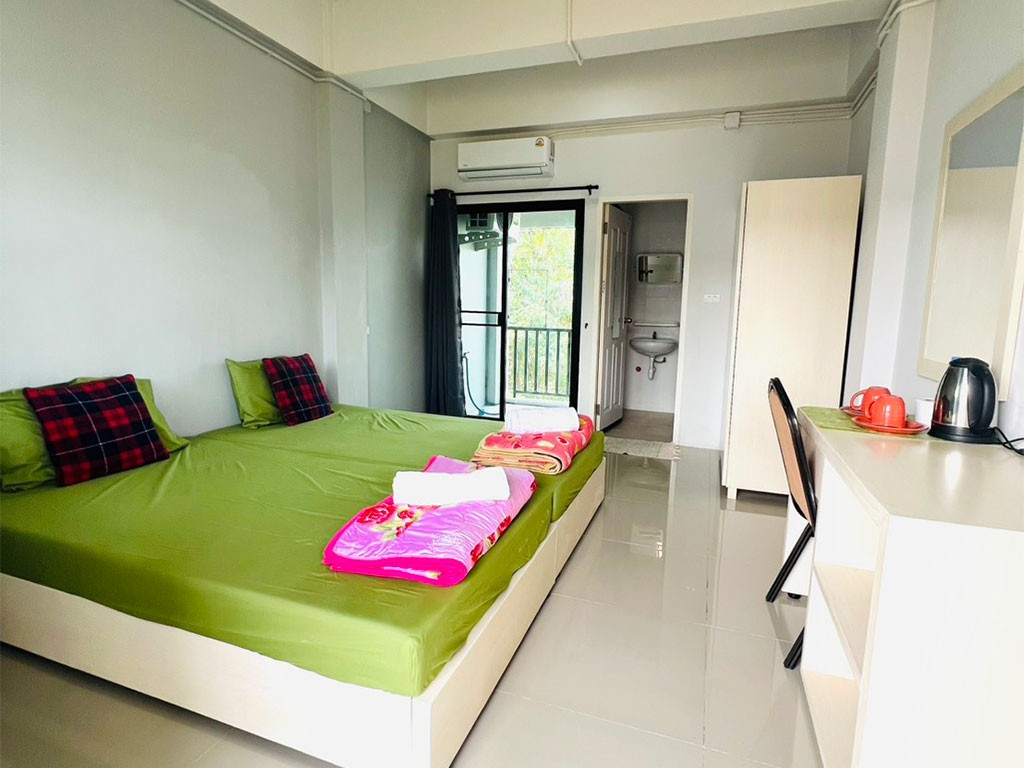 แอท สมุทรสาคร มหาชัย