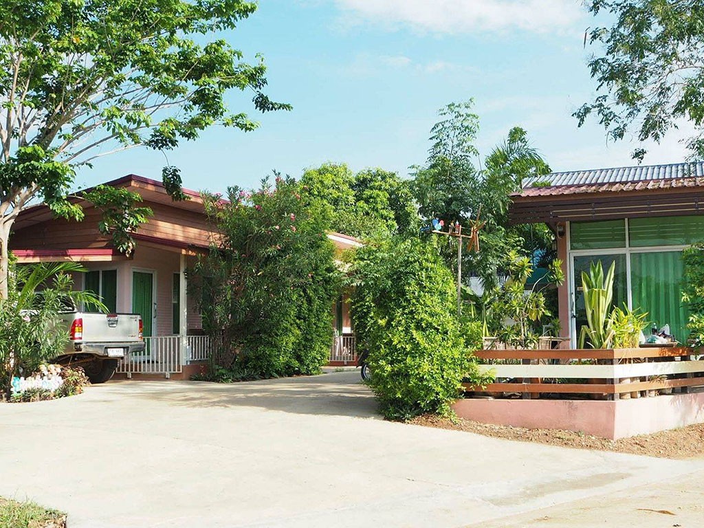 บ้านศรีบุรินทร์