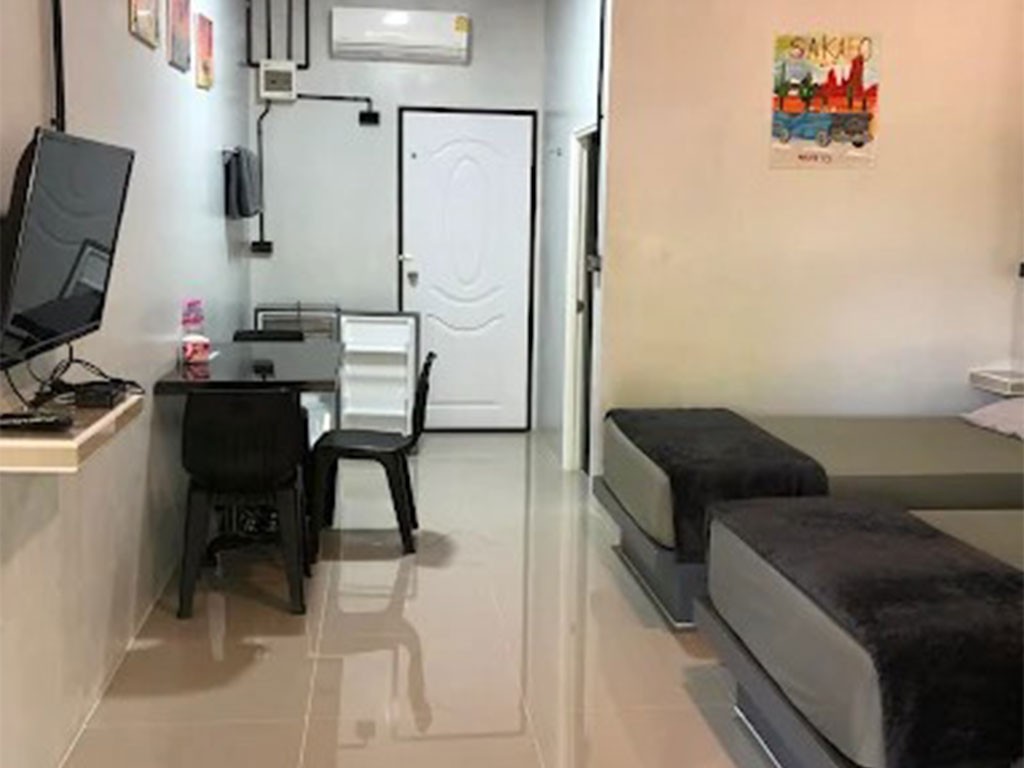 รูท 33 รีสอร์ท