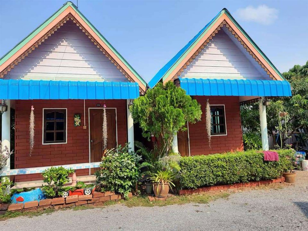 9 กะรัต รีสอร์ท