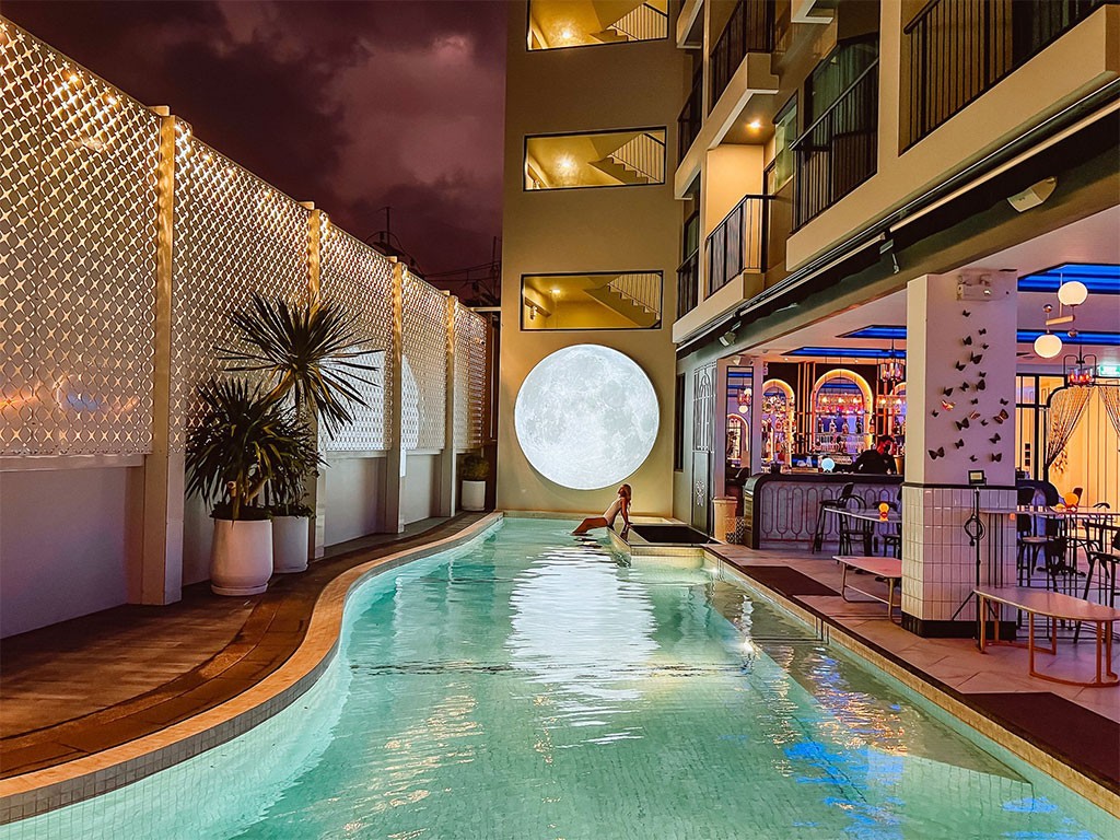 ราตรี เมืองเก่าภูเก็ต