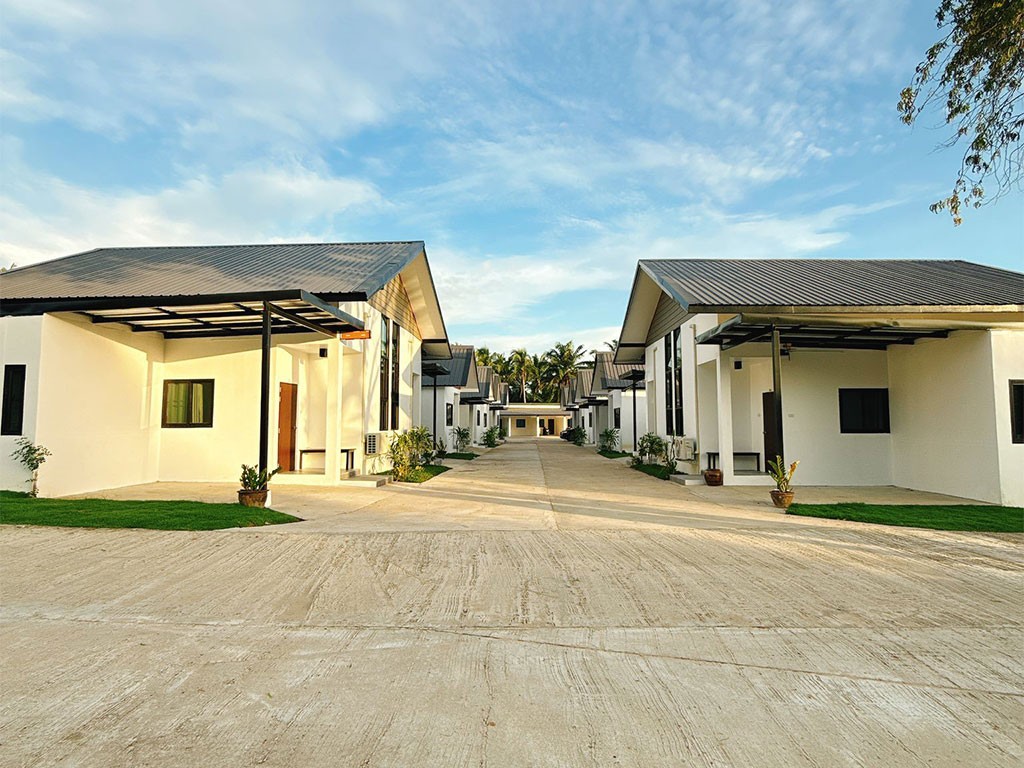 เอ เฮ้าส์ รีสอร์ท 2