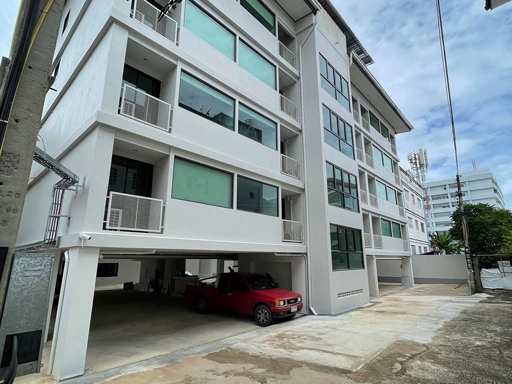 ชอบนอน โฮเทล