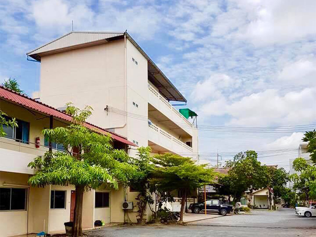 Rachaphruk Hotel Lopburi