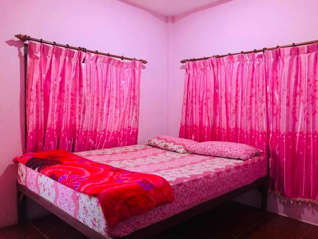 เทพสถิต รีสอร์ท