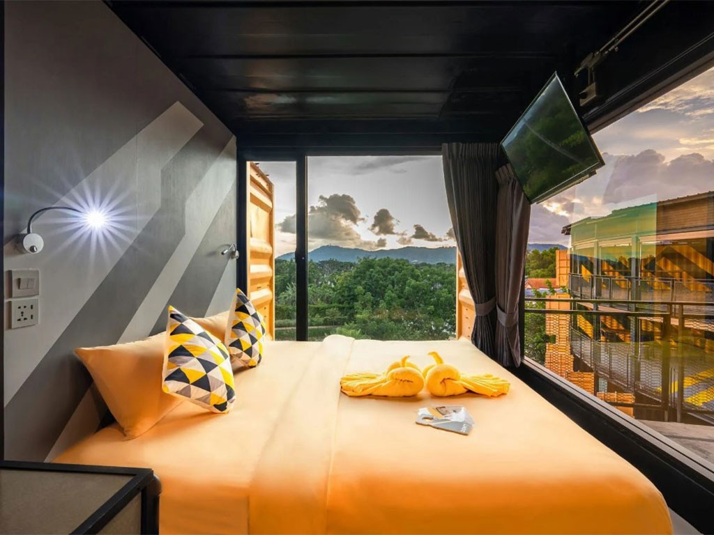 ไฮฟ์เทล