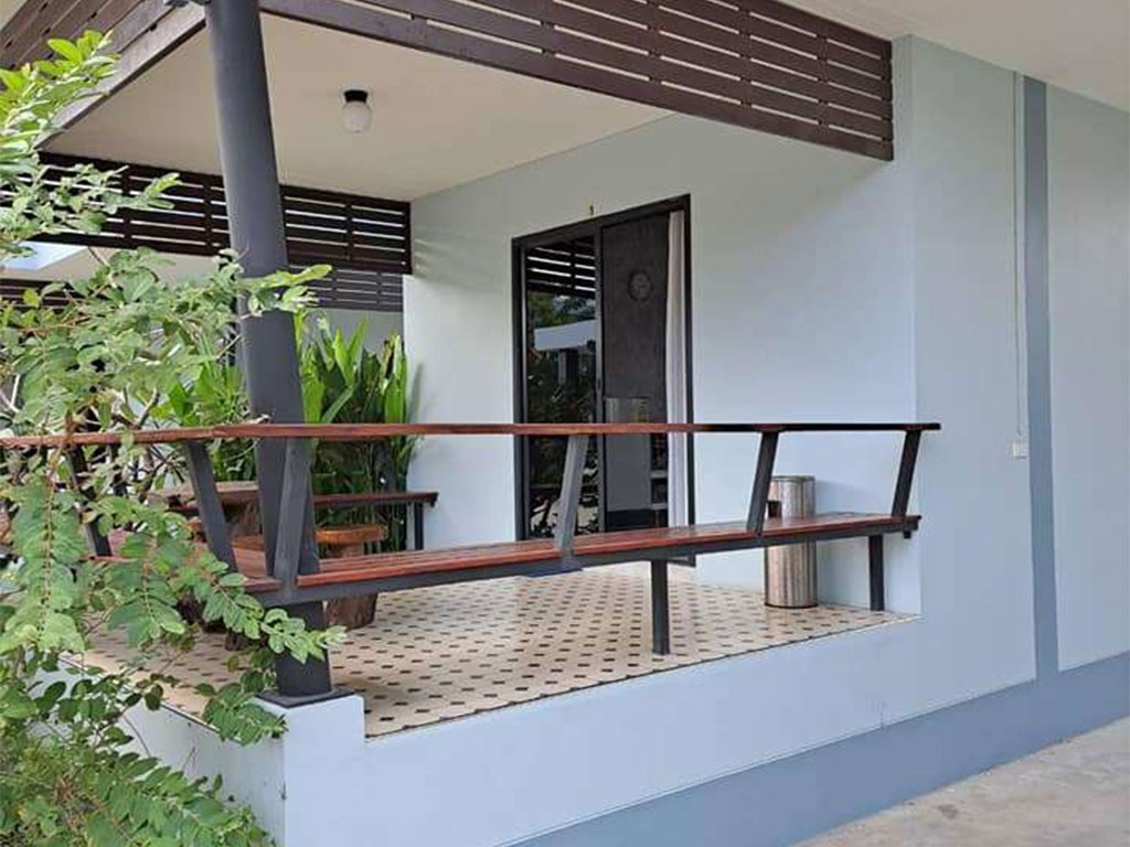 ทุ่งแสงตะวัน รีสอร์ท