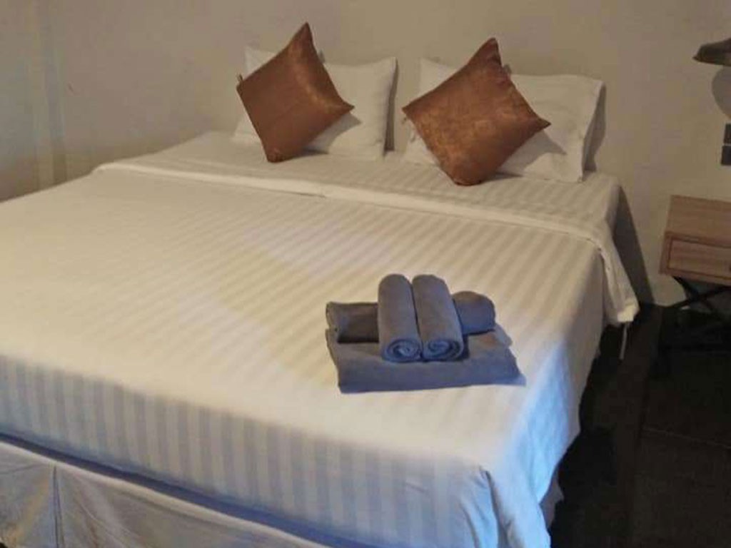 ลำลึก บูทีคโฮเทล