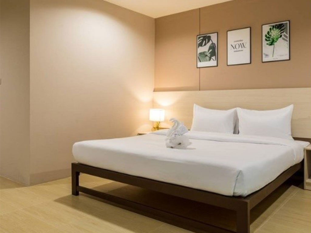 เดอะ ควีน พาเลซ ติวานนท์ 40