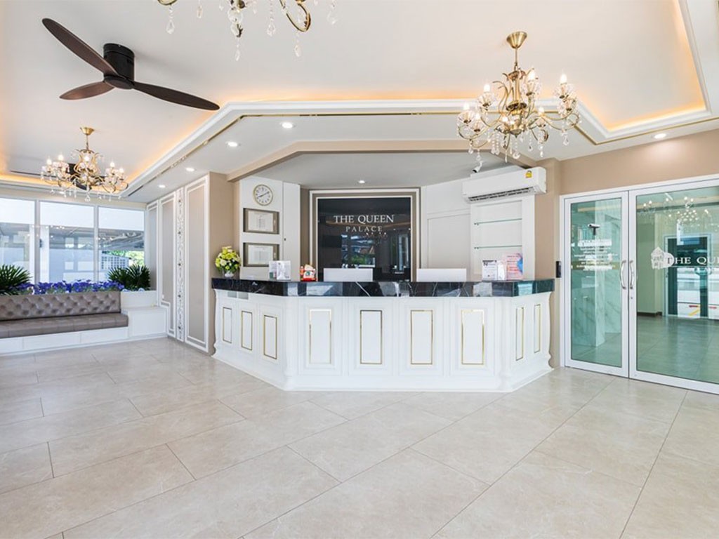 เดอะ ควีน พาเลซ ติวานนท์ 40