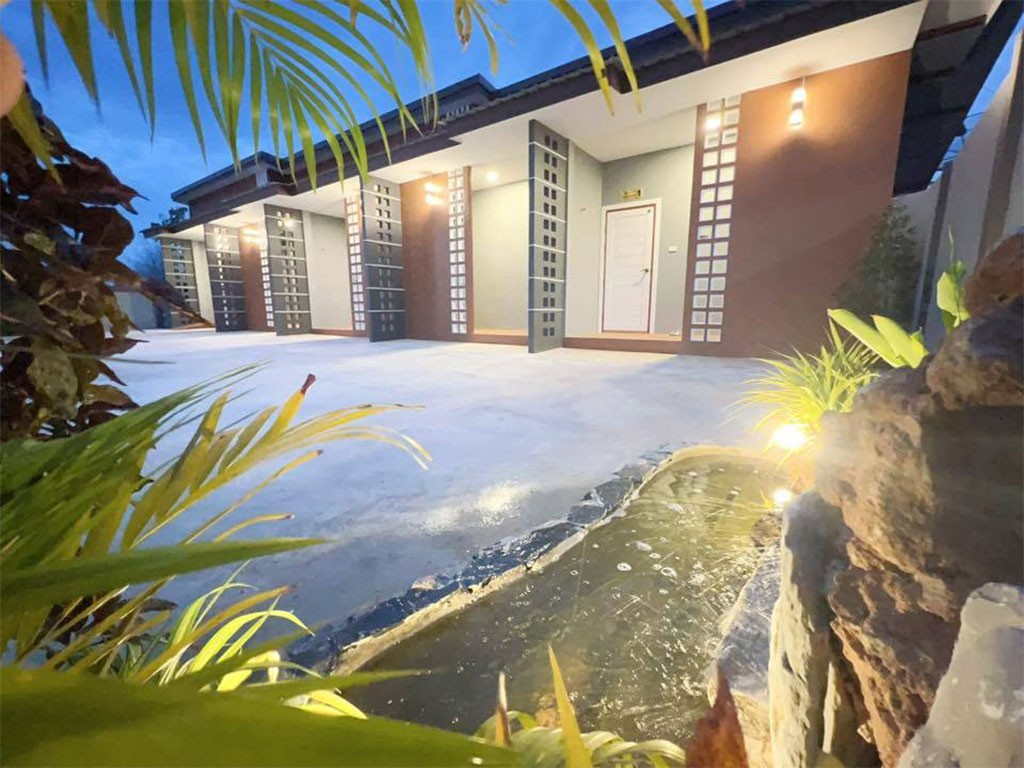 บ้านเงินหอม รีสอร์ท