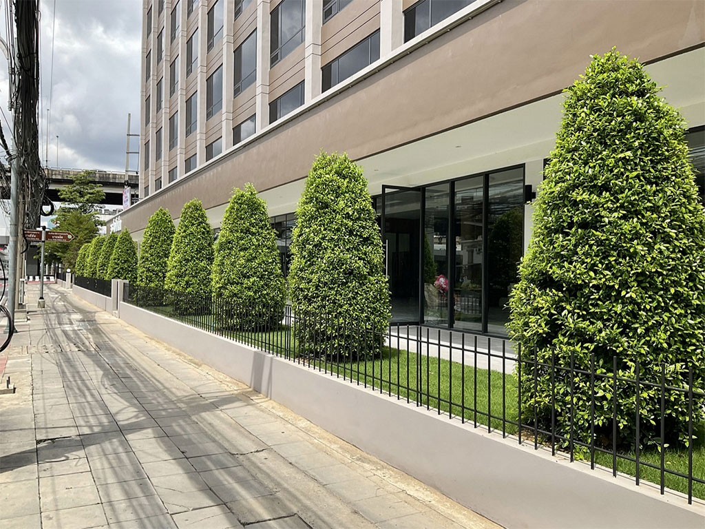 35 โบว์ โฮเทล