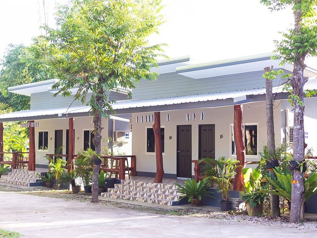 พันแสน รีสอร์ท