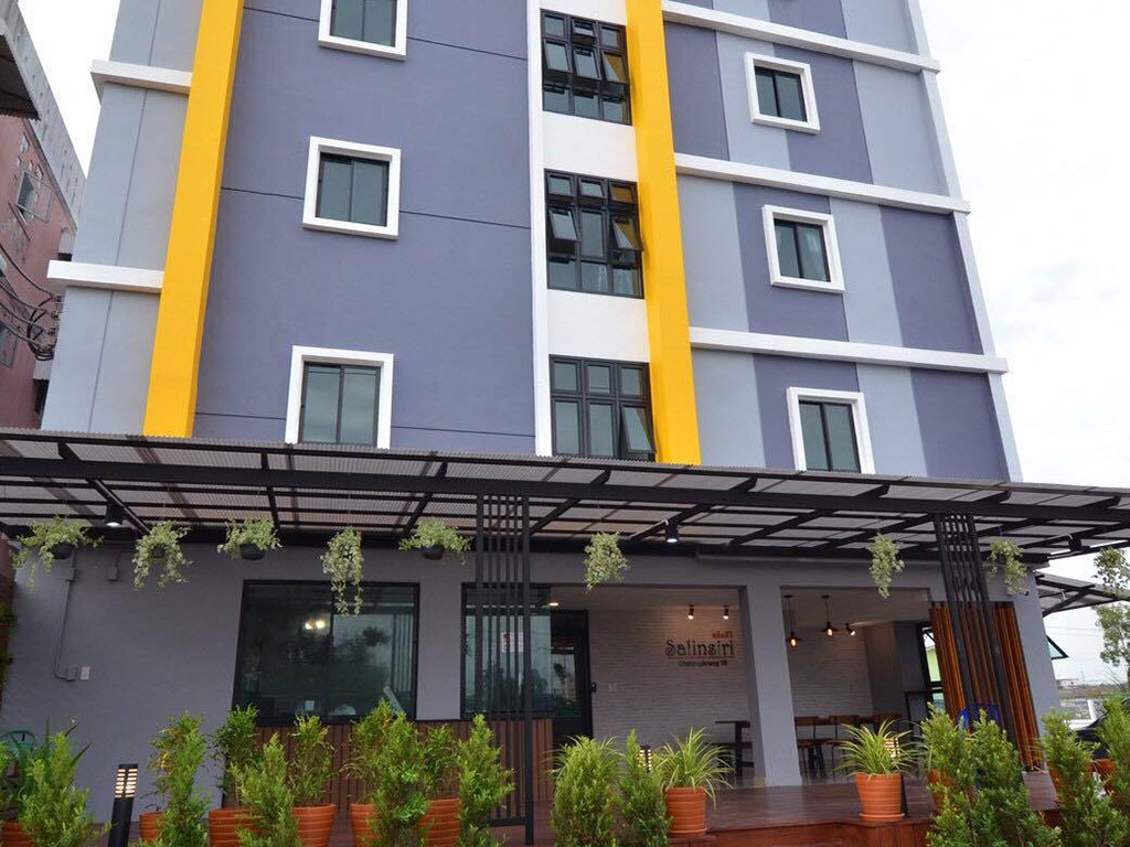 สลิลสิริ ลาดกระบัง