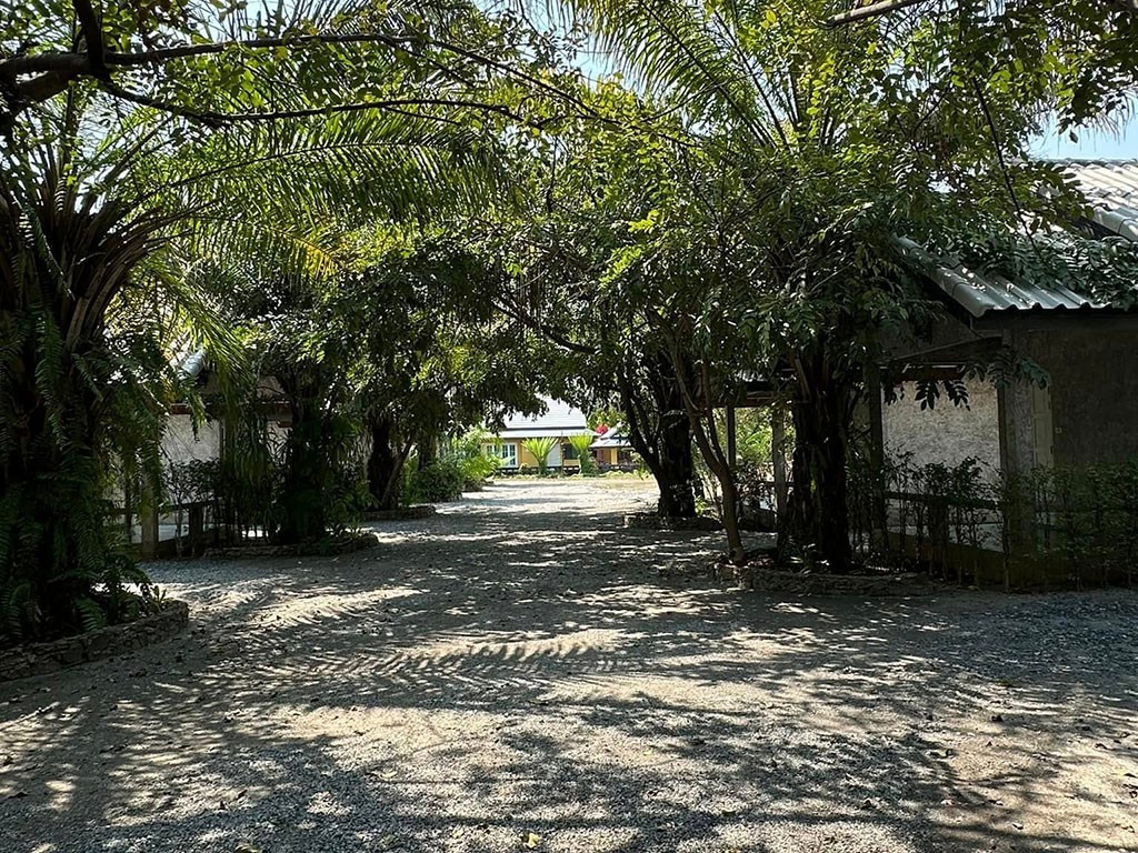 วาไอน่า แอนด์ ณัฐชา รีสอร์ท