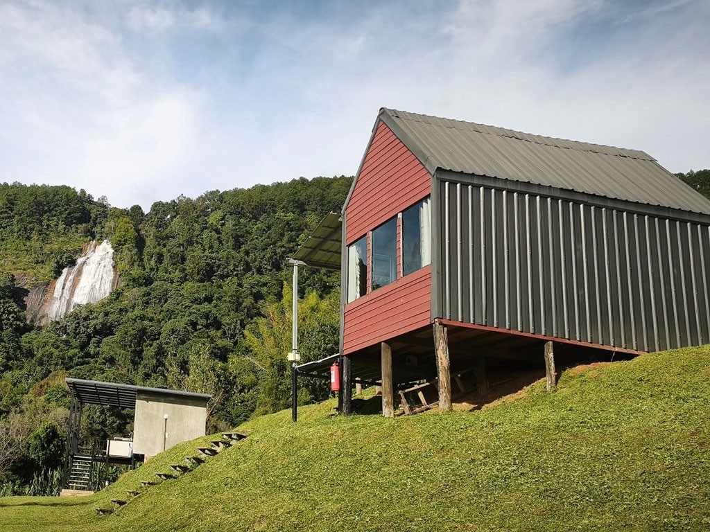 เนินเขาแคมป์ อินทนนท์