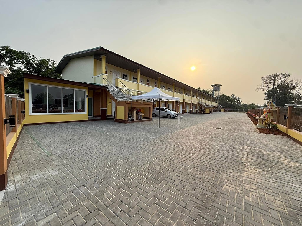 เอ แอนด์ เจ โมเตล