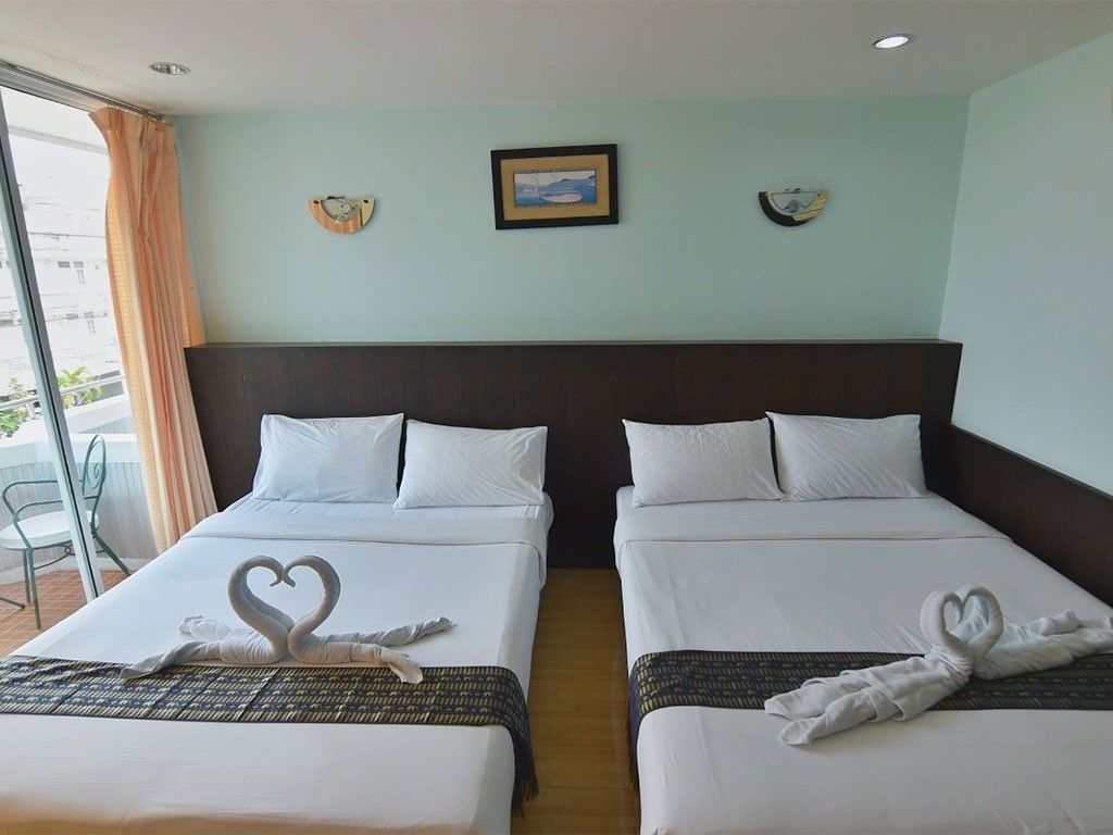 บ้านปลาดาว หาดชะอำ