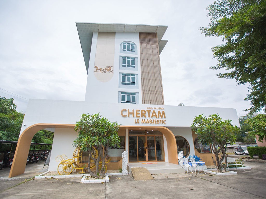 เฌอแตม เลอ มาร์จิสติก