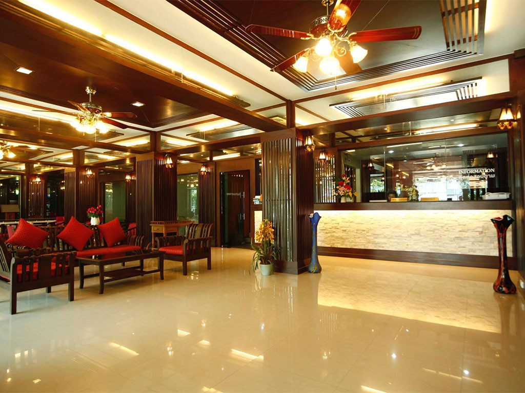 พงศธร แมนชั่น ลาดพร้าว