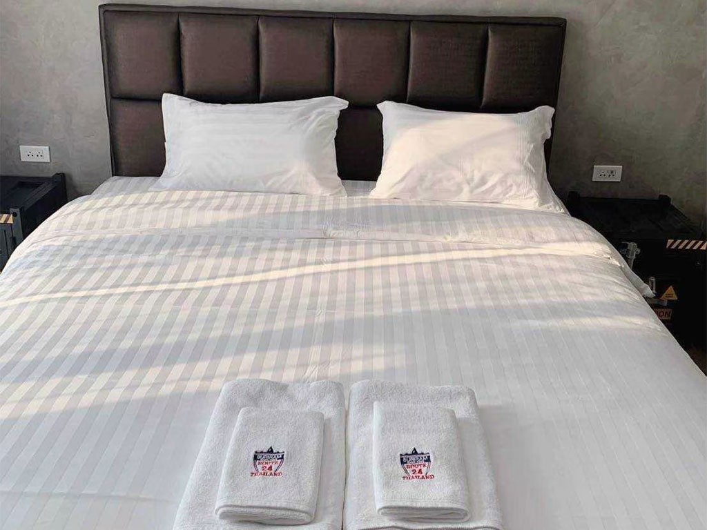 รูท 24 รีสอร์ท